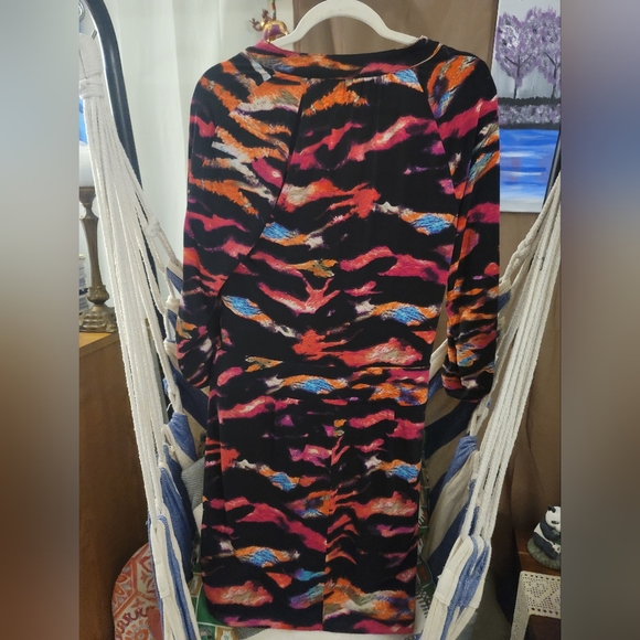 Cache Dress - Picture 5 of 5